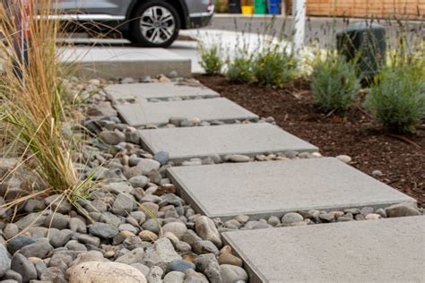 Benefits of Concrete Stepping Stones